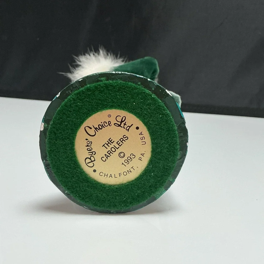 Byers Choice Caroler 1993 Limited Edition 38/100 Girl Faux Fur Muff Vintage